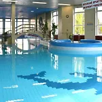 Pretty Private U Labe, Self-service Check-in 24 L 7 *
