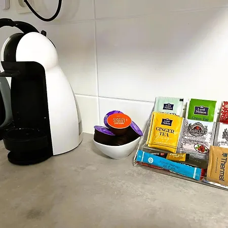 Pretty Private U Labe, Self-service Check-in 24 L 7 شقة Neratovice