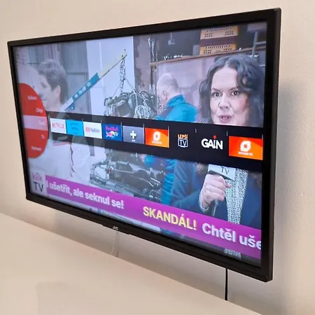 شقة Pretty Private U Labe, Self-service Check-in 24 L 7 Neratovice